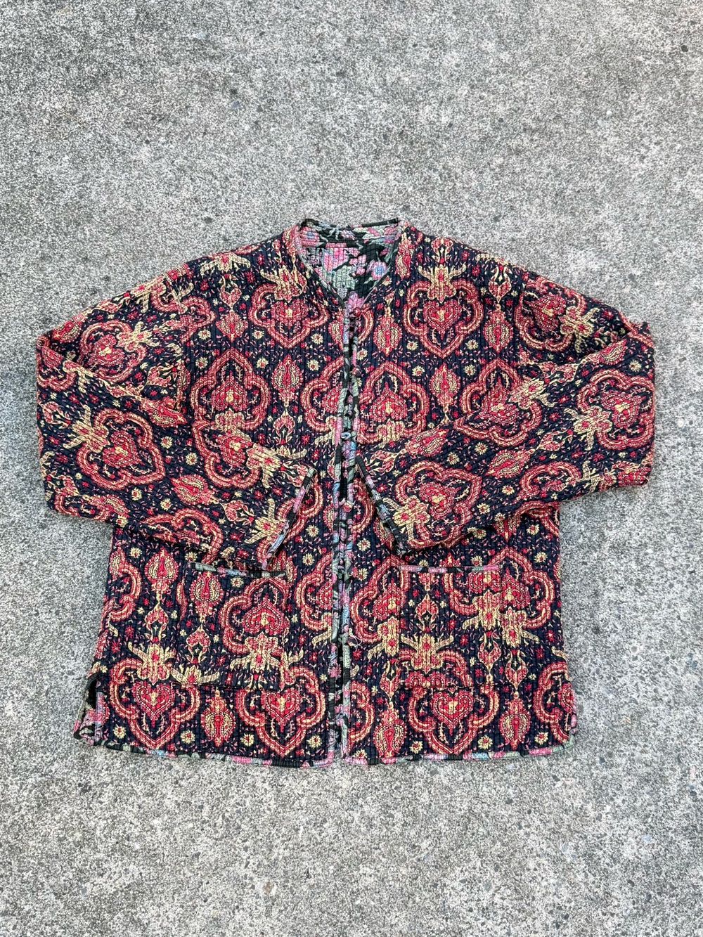 Floral Quilted Button-Front Reversible Quilted Jacket in Spring-Fall patterns 16